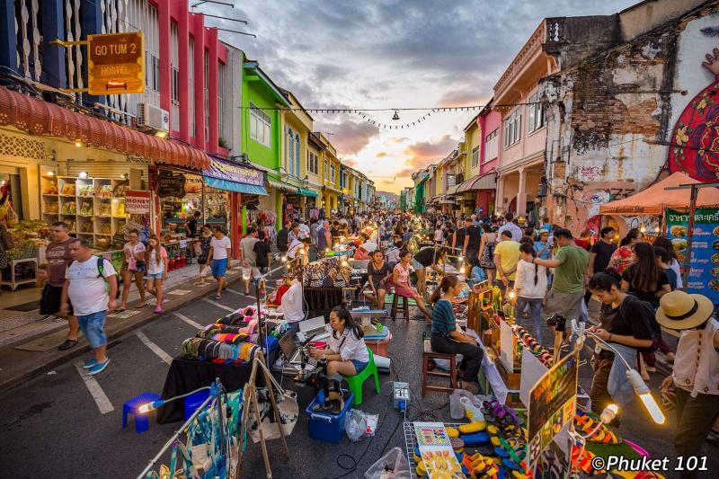 best things to do in phuket - market