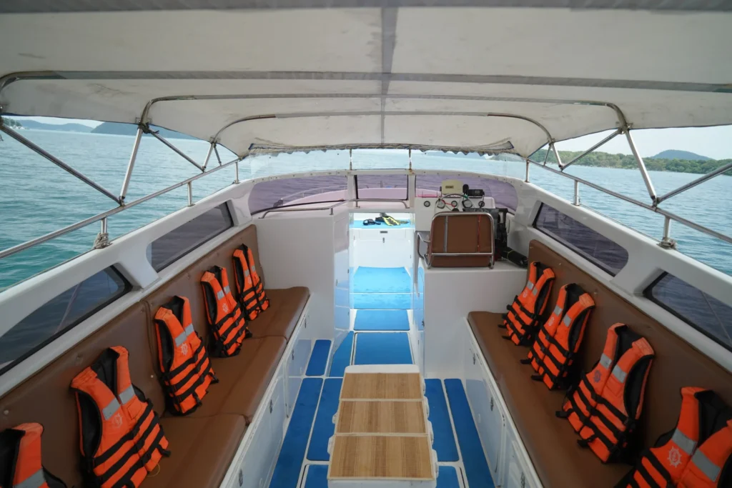phuket speed boat